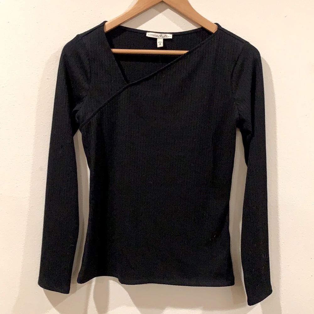 Express : woman’s long sleeve